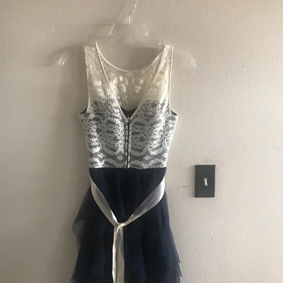 Prom/ formal event. - Picture 3 of 3